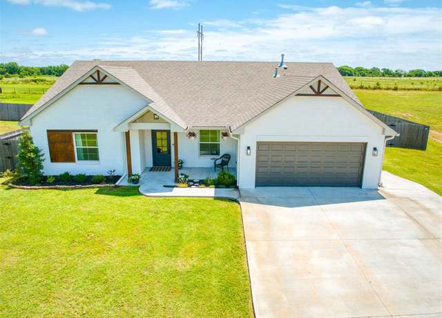 Property at 11611 Carefree Ln, Shawnee, OK 74804, 4 beds, 2 baths