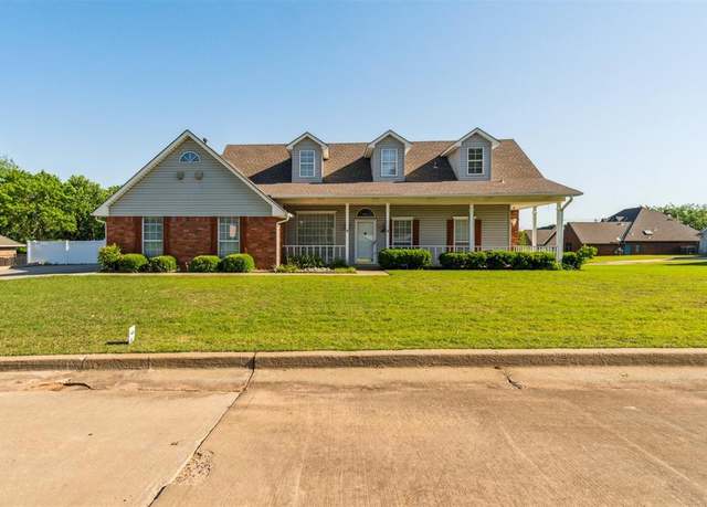 Property at 2 Lancet Cir, Shawnee, OK 74804, 4 beds, 3 baths