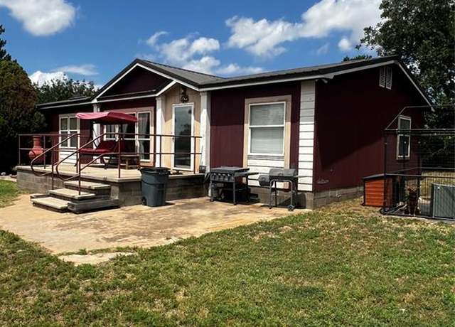 Property at 1129 N Scenic Ridge Rd, Fort Cobb, OK 73038, 3 beds, 2 baths