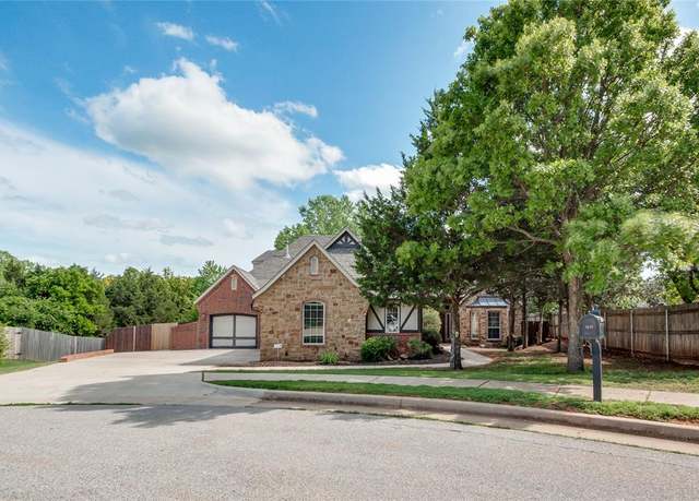 Property at 1449 Narrows Bridge Cir, Edmond, OK 73034, 4 beds, 3.5 baths