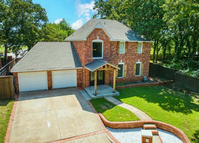 Property at 3202 Williamsburg St, Duncan, OK 73533, 3 beds, 2.5 baths