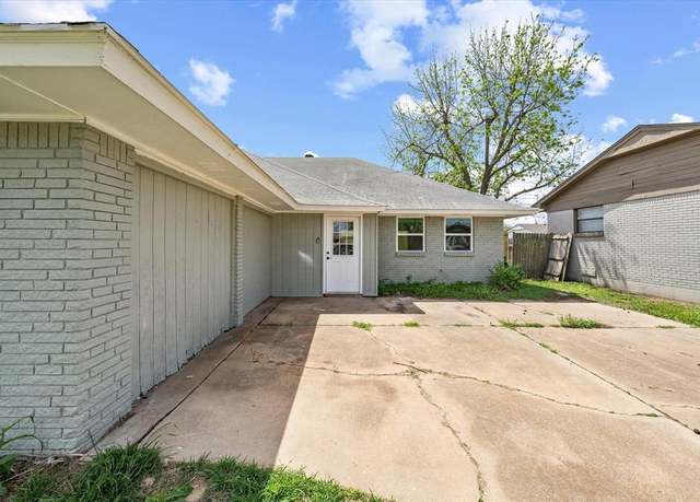 Property at 1428 SW 61st Ter, Oklahoma City, OK 73159, 3 beds, 2 baths