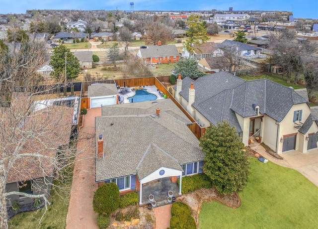 Property at 1109 Bedford Dr, Nichols Hills, OK 73116, 3 beds, 2.5 baths