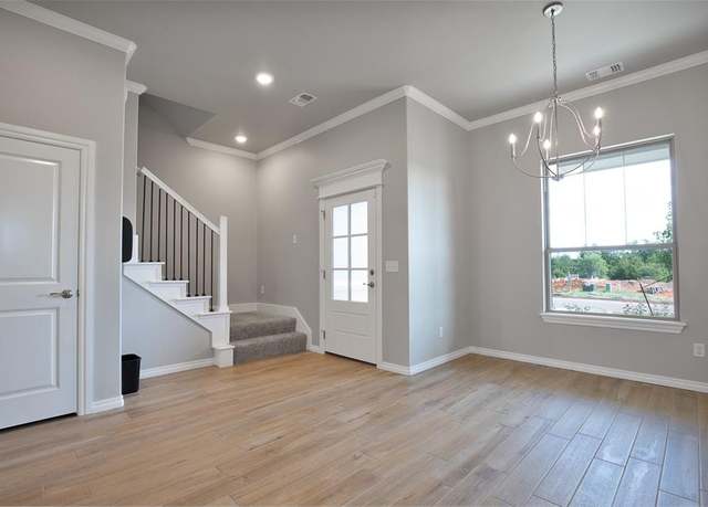 Property at 5709 Prickly Wild Way, Edmond, OK 73034, 5 beds, 3 baths