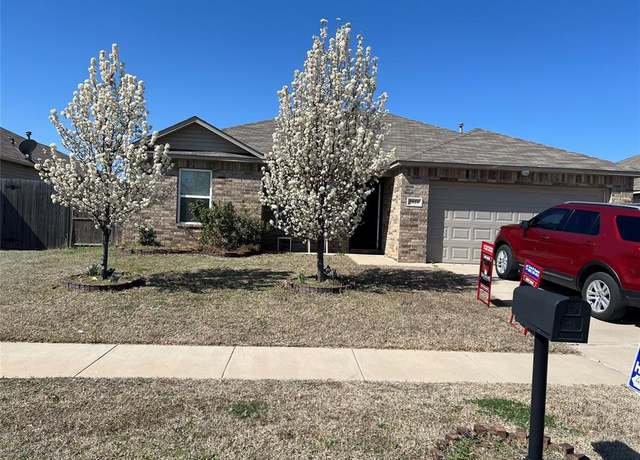 Property at 7621 N Percheron Rd, Oklahoma City, OK 73132, 3 beds, 2 baths