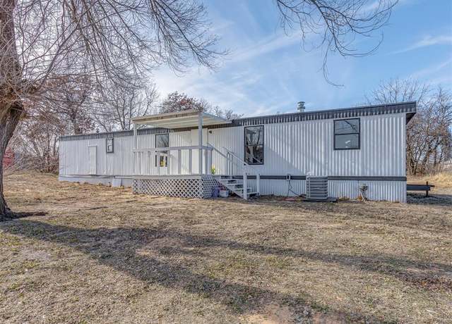 Property at 4915 N Post Rd, Spencer, OK 73084, 2 beds, 1 bath