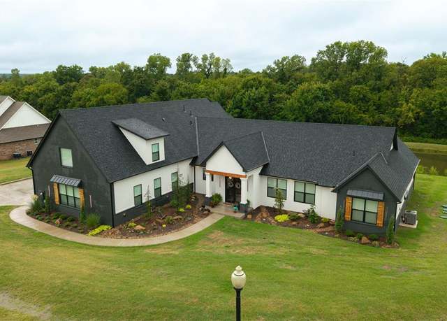 Property at 835 Hidden View Acres Dr, Blanchard, OK 73010, 5 beds, 4 baths