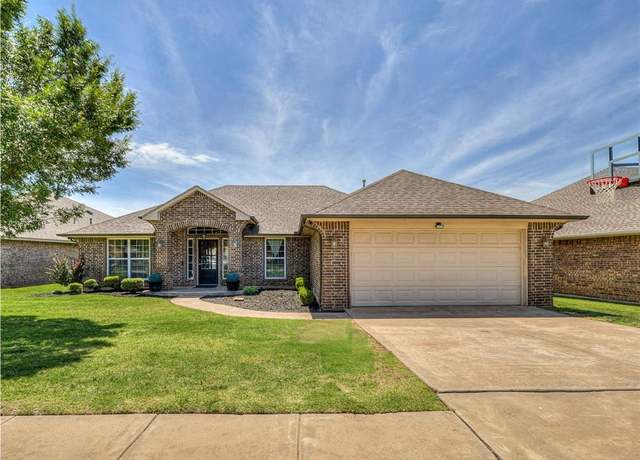 Property at 19105 Green Springs Dr, Edmond, OK 73012, 4 beds, 2 baths