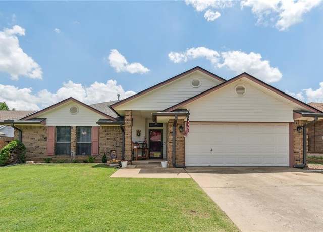 Property at 7904 NW 81st St, Oklahoma City, OK 73132, 3 beds, 2 baths