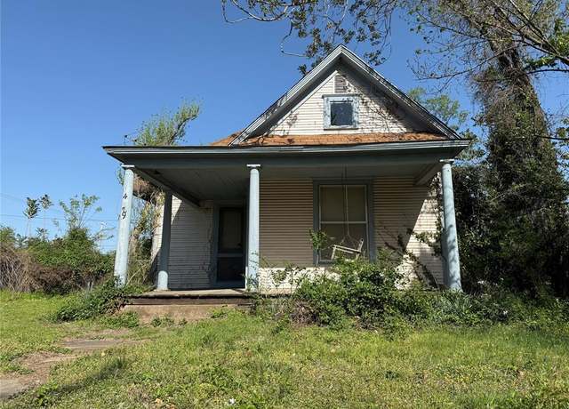 Property at 429 N Aydelotte Ave, Shawnee, OK 74801, 2 beds, 1 bath