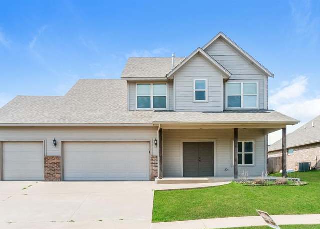 Property at 11232 NW 101st St, Yukon, OK 73099, 4 beds, 2.5 baths