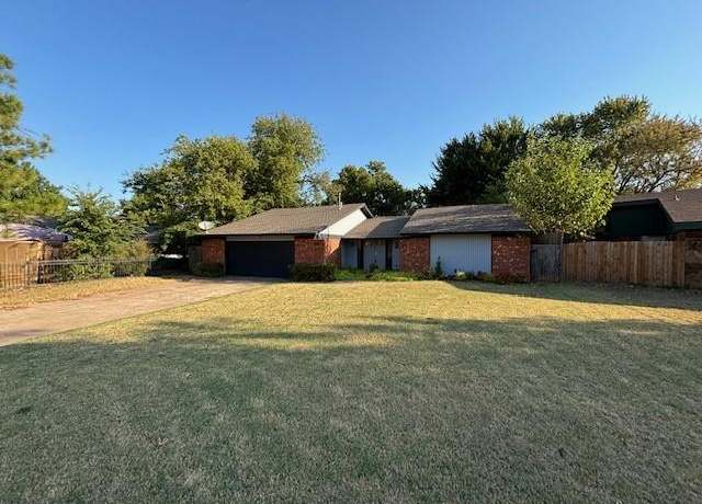 Property at 805 Woodlawn Dr, Yukon, OK 73099, 3 beds, 2 baths