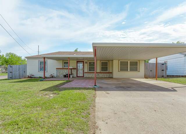 Property at 3832 SE 23rd St, Del City, OK 73115, 3 beds, 2 baths