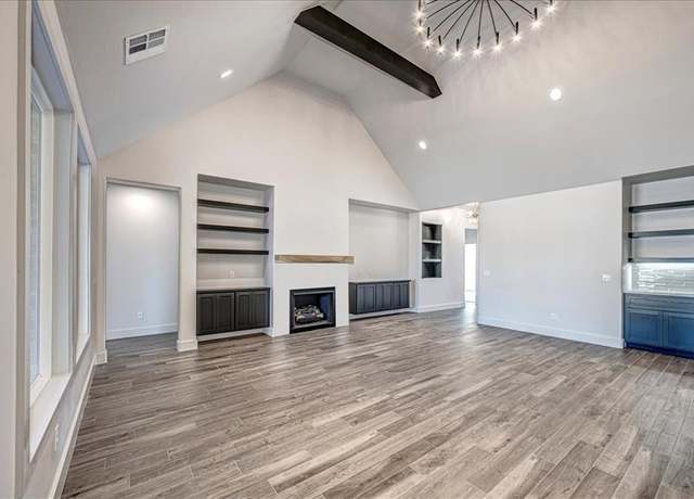 Property at 4201 Emery Dr, Edmond, OK 73034, 3 beds, 2.5 baths