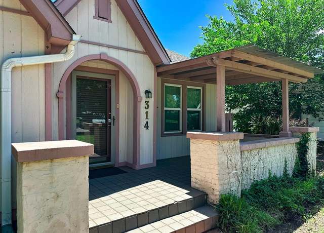 Property at 314 W Kentucky Ave, Anadarko, OK 73005, 2 beds, 1.5 baths