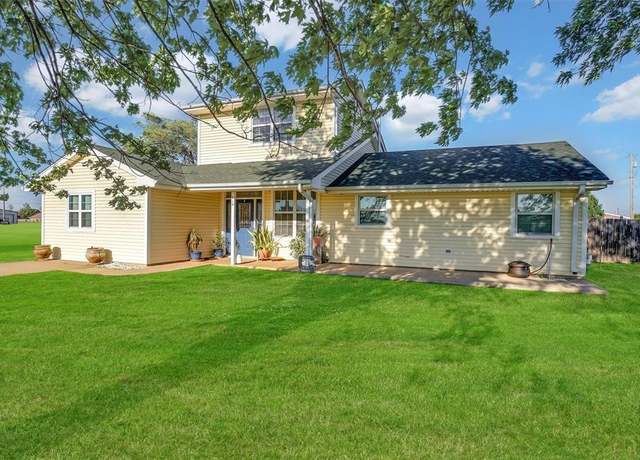Property at 515 N Fleming St, Cordell, OK 73632, 4 beds, 2 baths