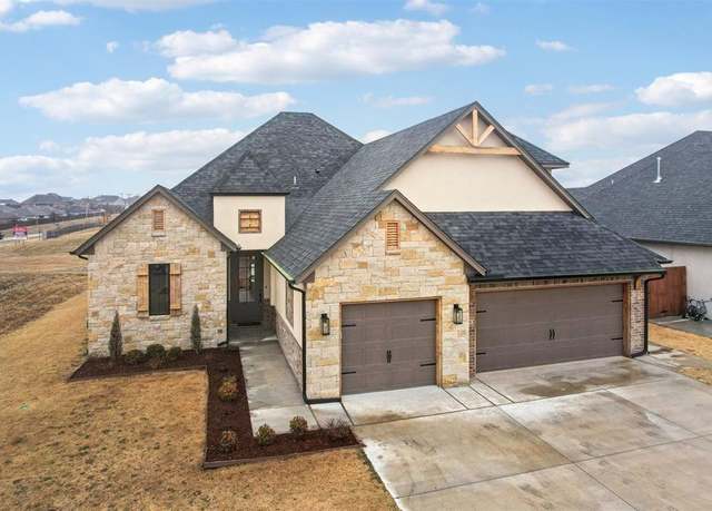 Property at 9316 Cheek Ranch Rd, Yukon, OK 73099, 3 beds, 2.5 baths