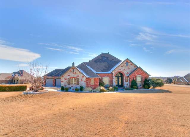 Property at 8600 SW 107th St, Oklahoma City, OK 73173, 3 beds, 3 baths