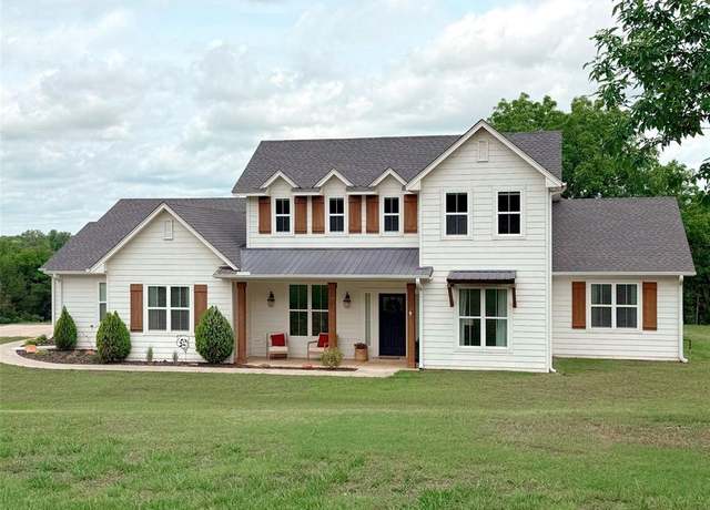 Property at 3610 W 47th St, Stillwater, OK 74074, 4 beds, 3.5 baths