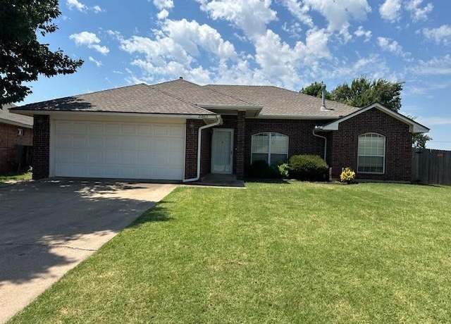 Property at 21865 Homesteaders Pl, Edmond, OK 73012, 3 beds, 2 baths
