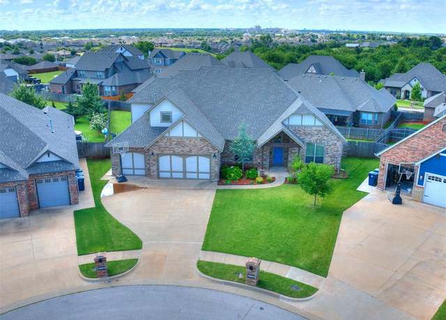 Property at 15900 Meadow Rue Ln, Edmond, OK 73013, 4 beds, 3.5 baths