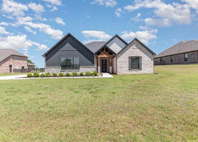 Property at 2246 Jackson Ln, Blanchard, OK 73010, 4 beds, 3 baths