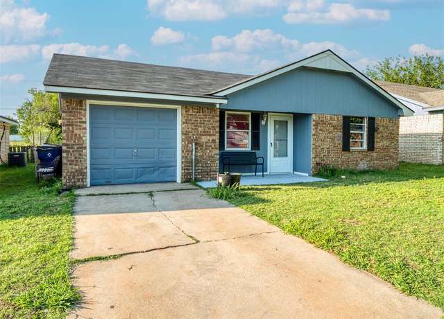 Property at 1405 W Duncan Ave, Duncan, OK 73533, 3 beds, 2 baths