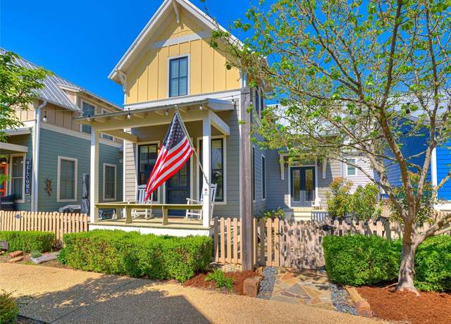 Property at 34 Boardwalk Unit B, Carlton Landing, OK 74432, 3 beds, 2.5 baths