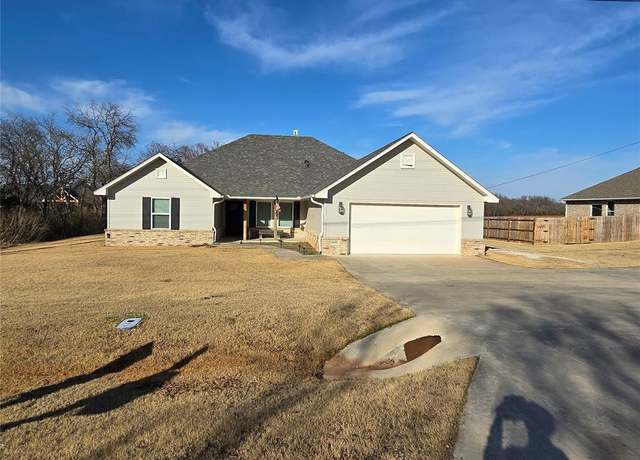 Property at 41182 Hazel Dell Rd, Shawnee, OK 74804, 4 beds, 2 baths