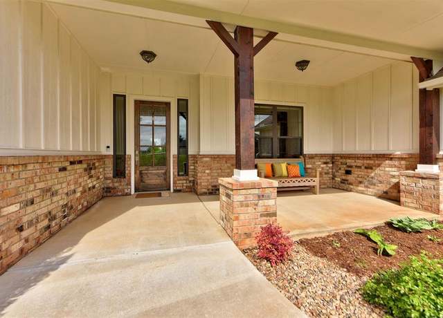 Property at 3112 Epora Dr, Norman, OK 73071, 4 beds, 2.5 baths