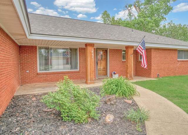 Property at 305 S Mockingbird Dr, Altus, OK 73521, 3 beds, 2 baths
