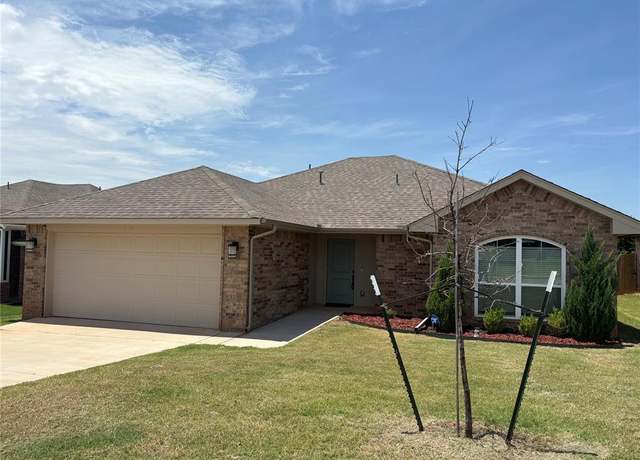 Property at 2122 Arcady Ave, Norman, OK 73026, 3 beds, 2 baths