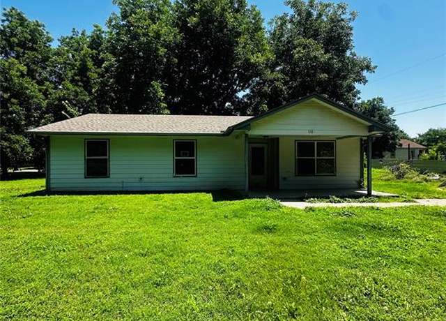 Property at 116 N Mahan St, El Reno, OK 73036, 3 beds, 1 bath