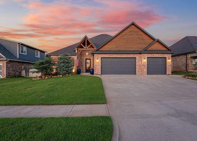 Property at 3213 Timber Shadows Dr, Norman, OK 73069, 3 beds, 2.5 baths