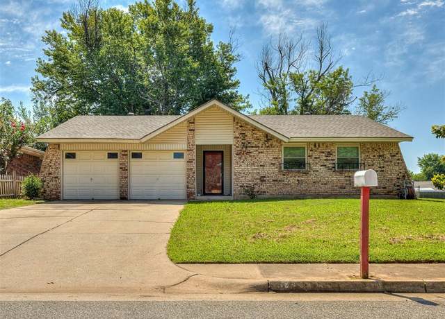 Property at 644 Holly Hill Rd, Edmond, OK 73003, 3 beds, 2 baths