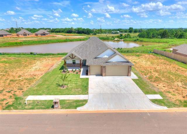 Property at 2822 Dunham Dr, Norman, OK 73071, 4 beds, 2.5 baths