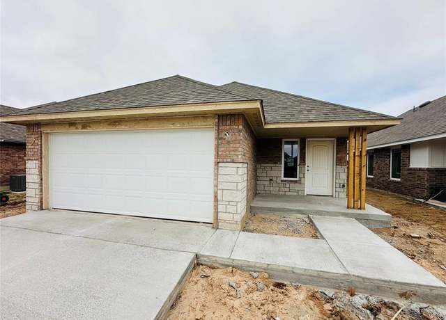 Property at 1033 SW 139th St, Oklahoma City, OK 73170, 3 beds, 2 baths