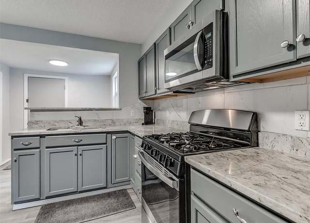 Property at 1508 Loftin Dr, Midwest City, OK 73130, 4 beds, 2 baths