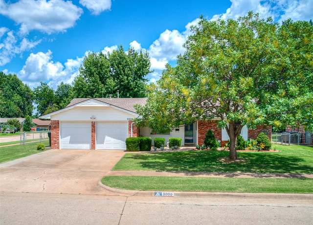 Property at 3000 Beverly Dr, Edmond, OK 73013, 3 beds, 2 baths
