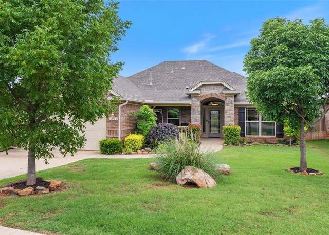 Property at 3711 Painted Bird Ln, Norman, OK 73071, 3 beds, 2 baths