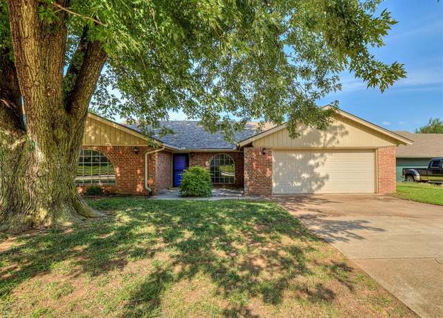 Property at 332 W Platt Dr, Yukon, OK 73099, 4 beds, 3 baths