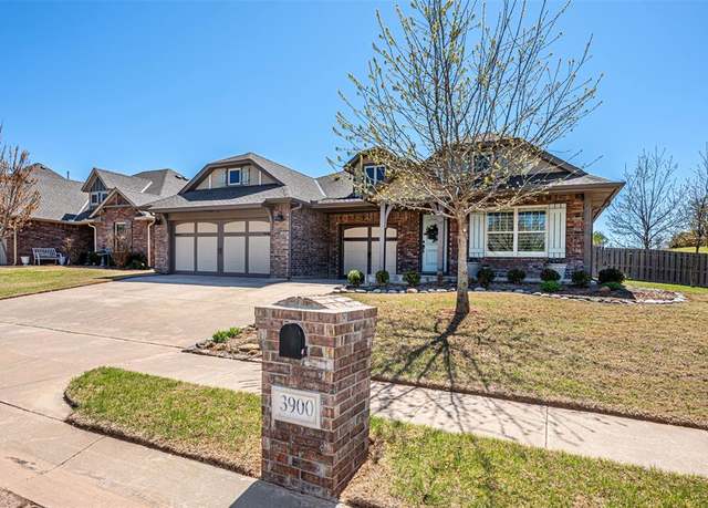 Property at 3900 Lakeshire Ridge Ct, Edmond, OK 73034, 4 beds, 2 baths