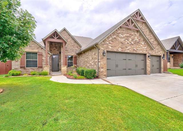 Property at 11524 SW 55th St, Mustang, OK 73064, 3 beds, 3 baths