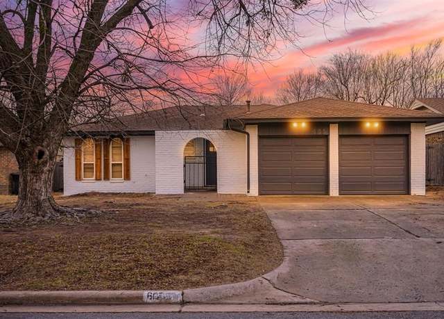 Property at 605 Whispering Oak Rd, Oklahoma City, OK 73127, 3 beds, 2 baths