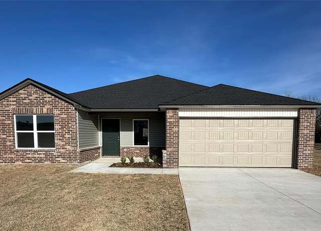 Property at 43280 Prairie Ranch Rd, Shawnee, OK 74804, 4 beds, 2 baths