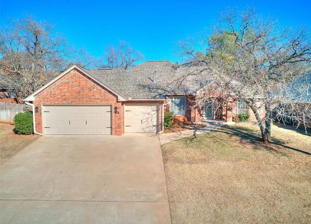 Property at 736 Martina Ln, Edmond, OK 73034, 3 beds, 2 baths