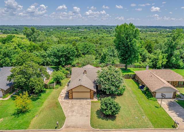 Property at 14580 NE 6th St, Choctaw, OK 73020, 3 beds, 2 baths