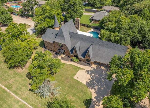 Property at 8029 NW 15th St, Oklahoma City, OK 73127, 5 beds, 3.5 baths