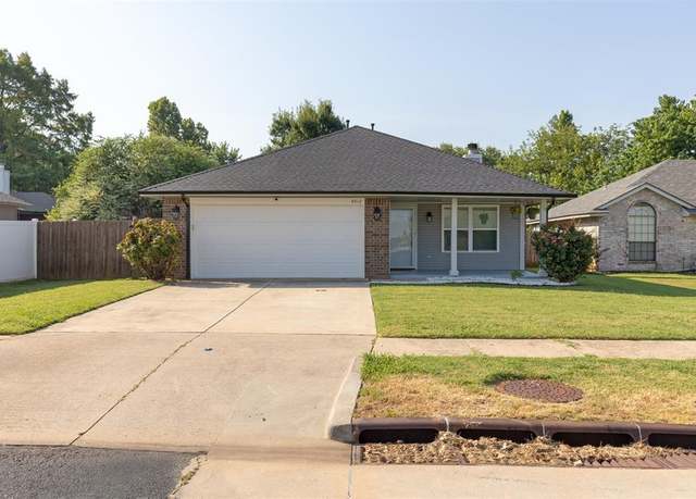 Property at 2012 Jackson Dr, Norman, OK 73071, 3 beds, 2 baths
