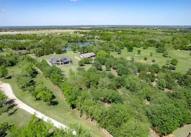 Property at 18569 310th St, Norman, OK 73072, 4 beds, 4 baths